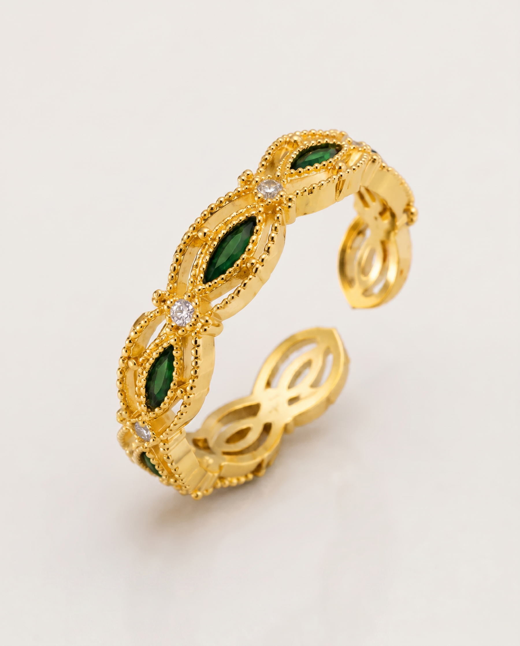 Dazzle Ring in Gold