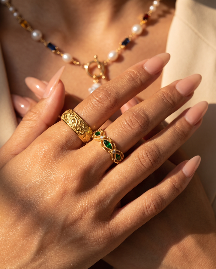 Dazzle Ring in Gold