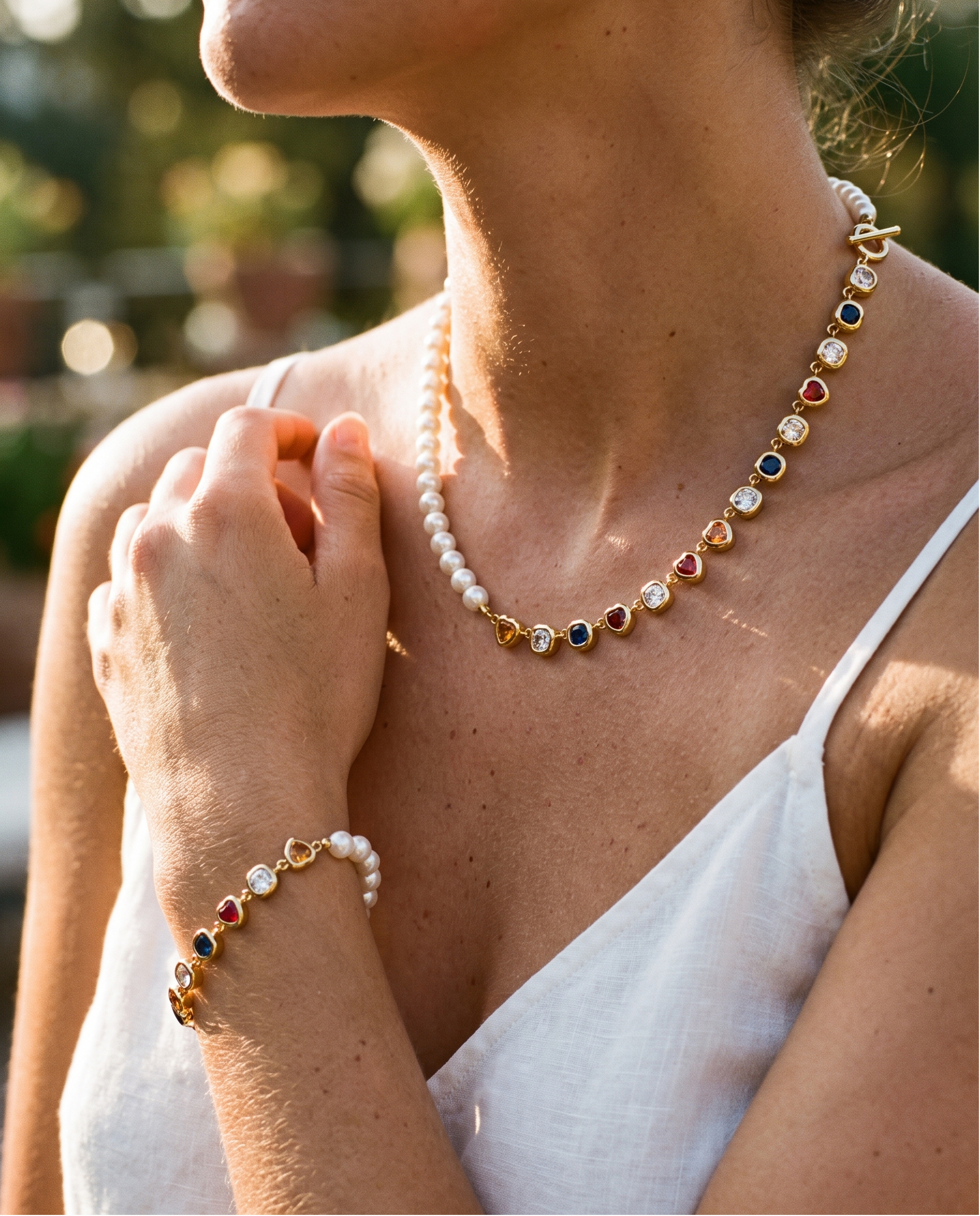 Gleam Necklace in gold